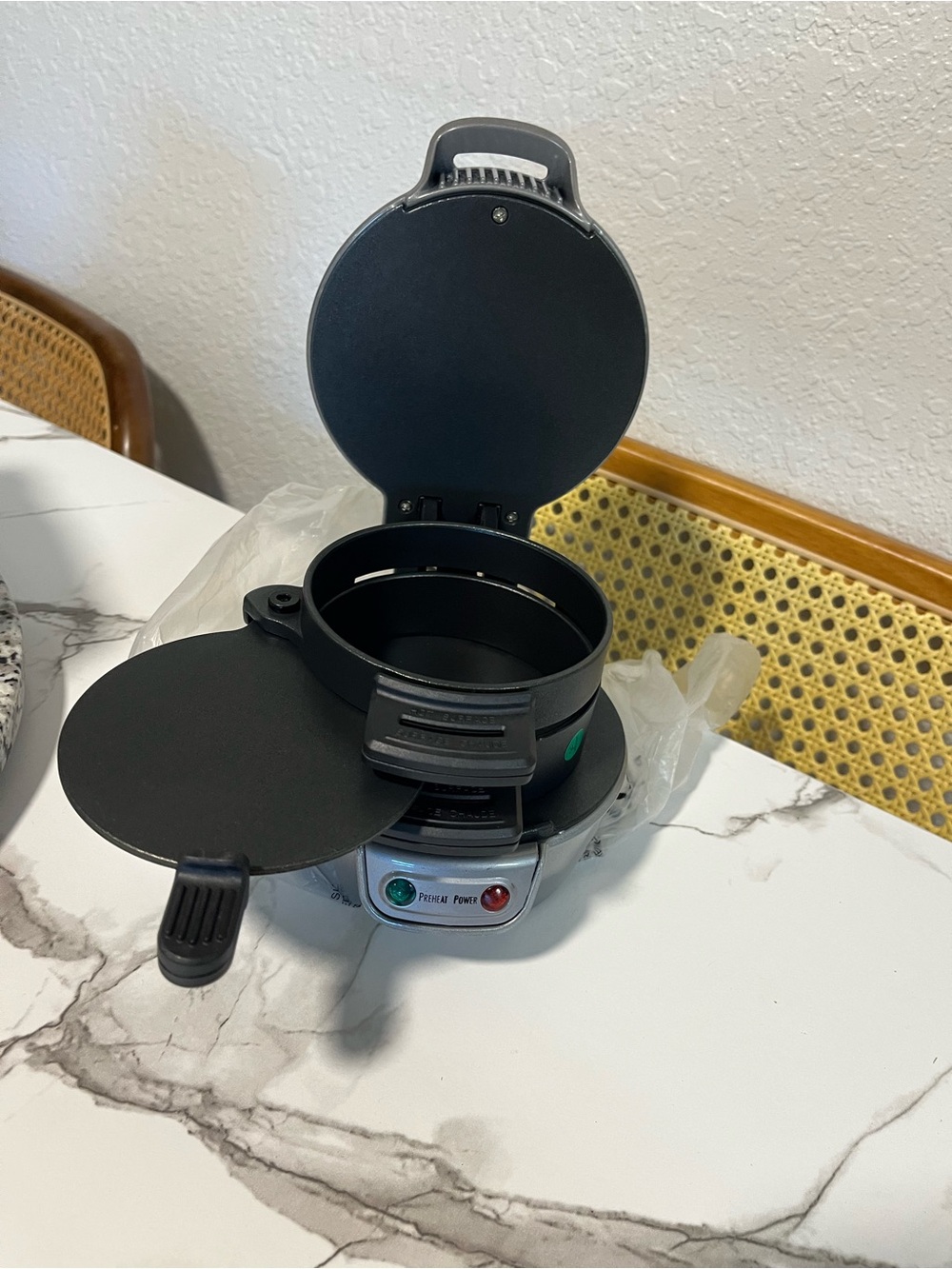 Hamilton Beach breakfast sandwich maker
